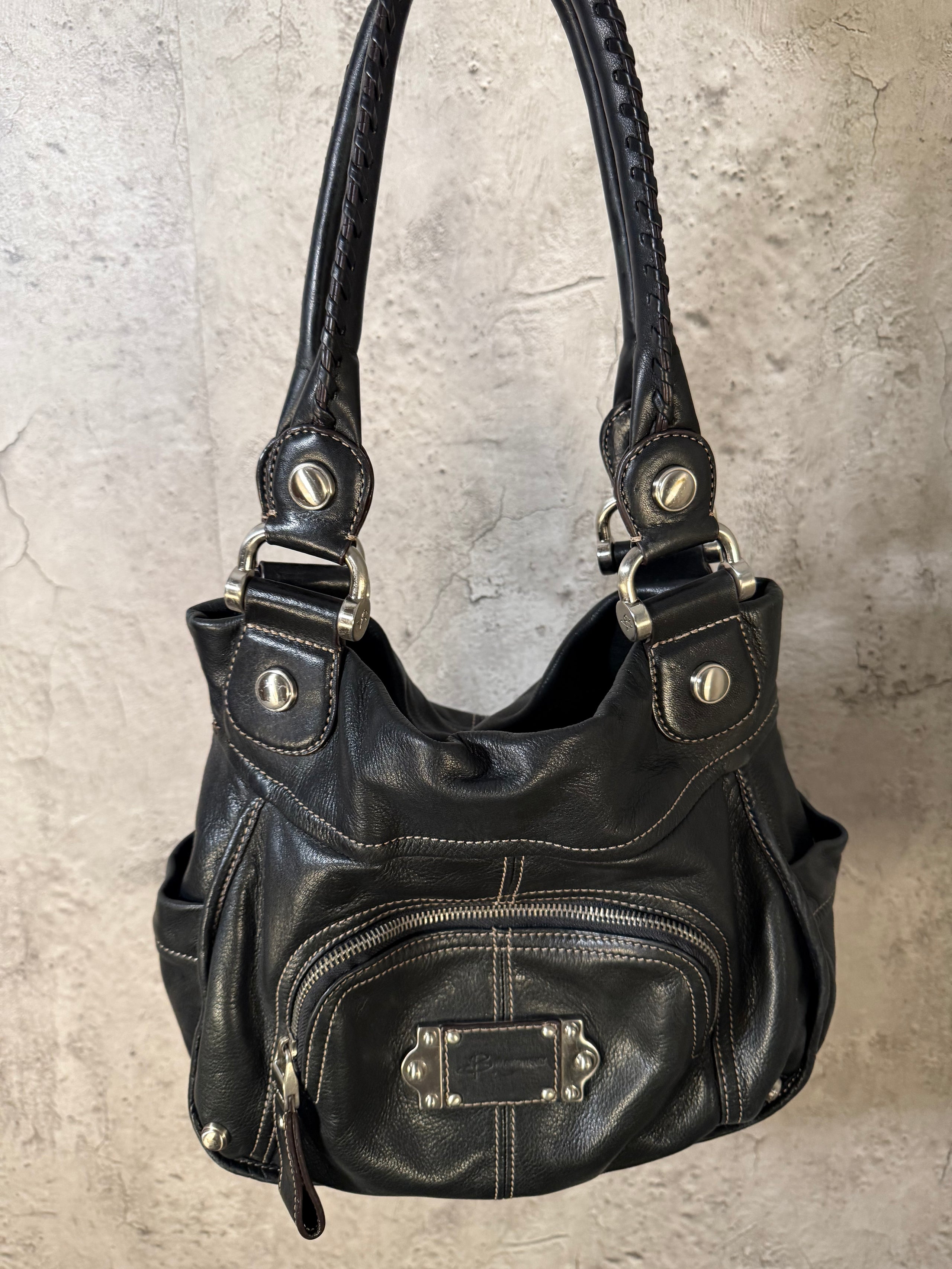 B. Makowsky Black purse W/ animal print interior