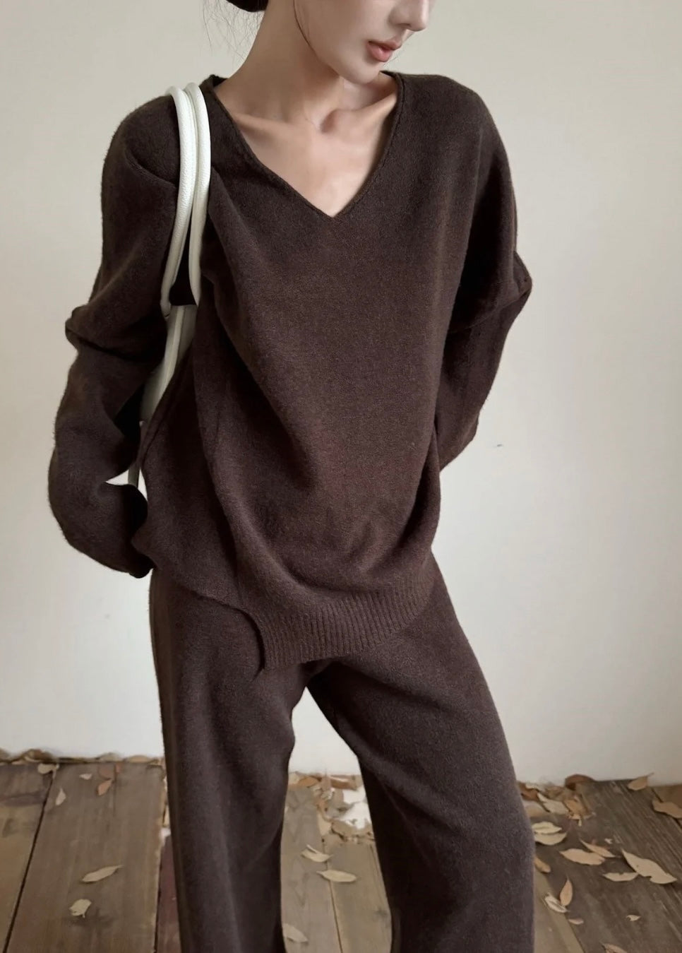 V-neck knit set — Mocha