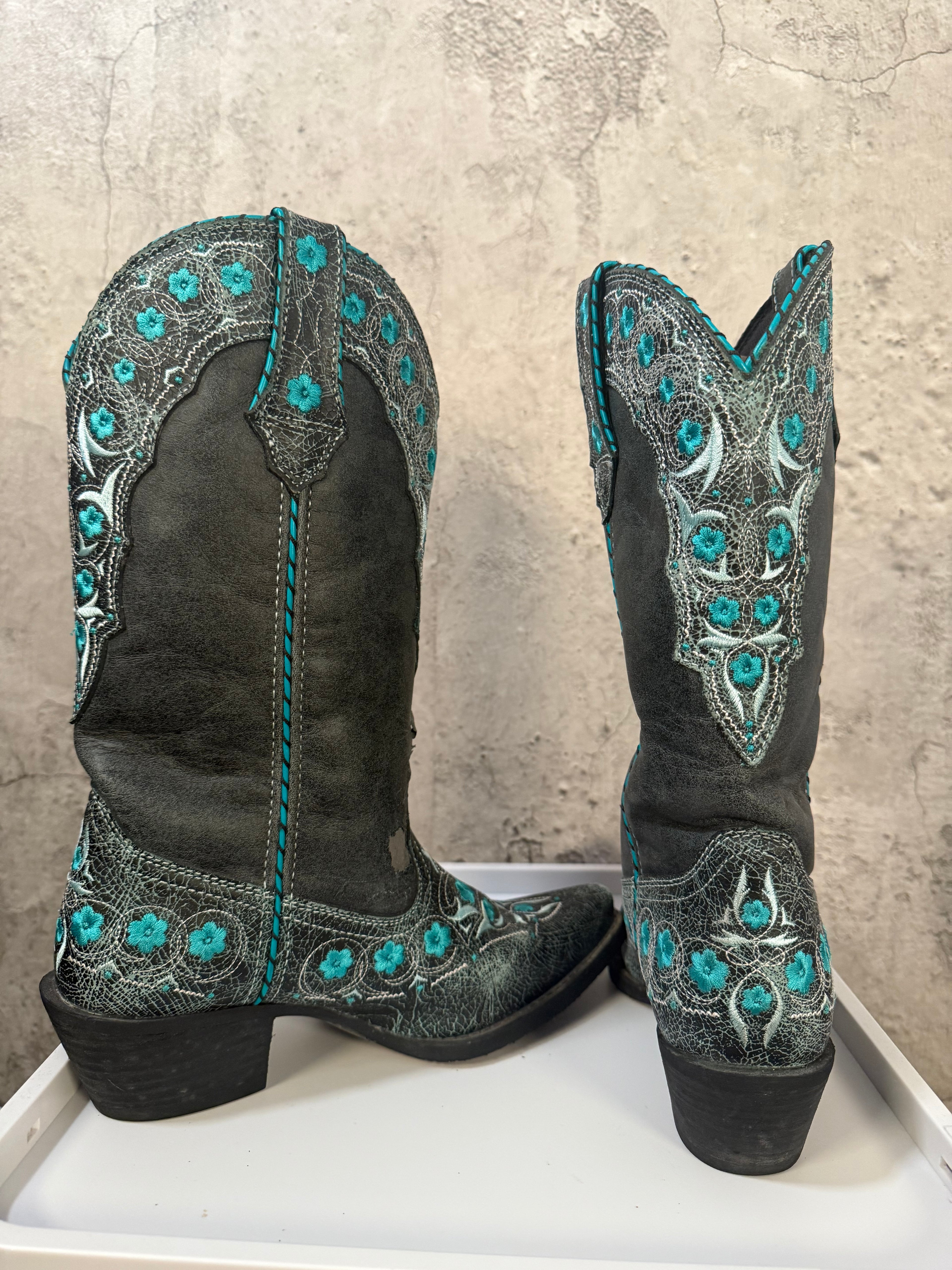 DURANGO cowgirl boots
