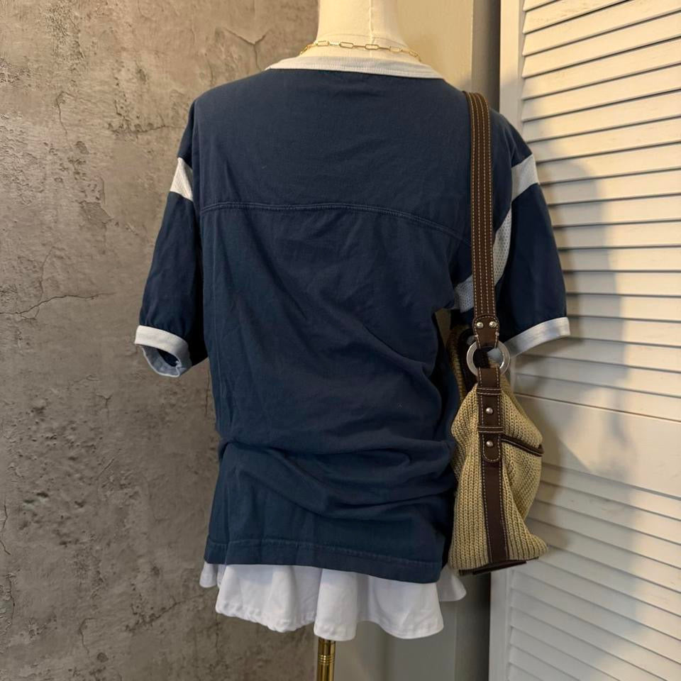 Navy tee