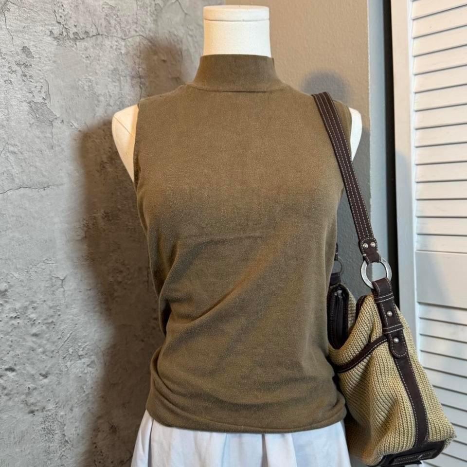 Turtle neck top