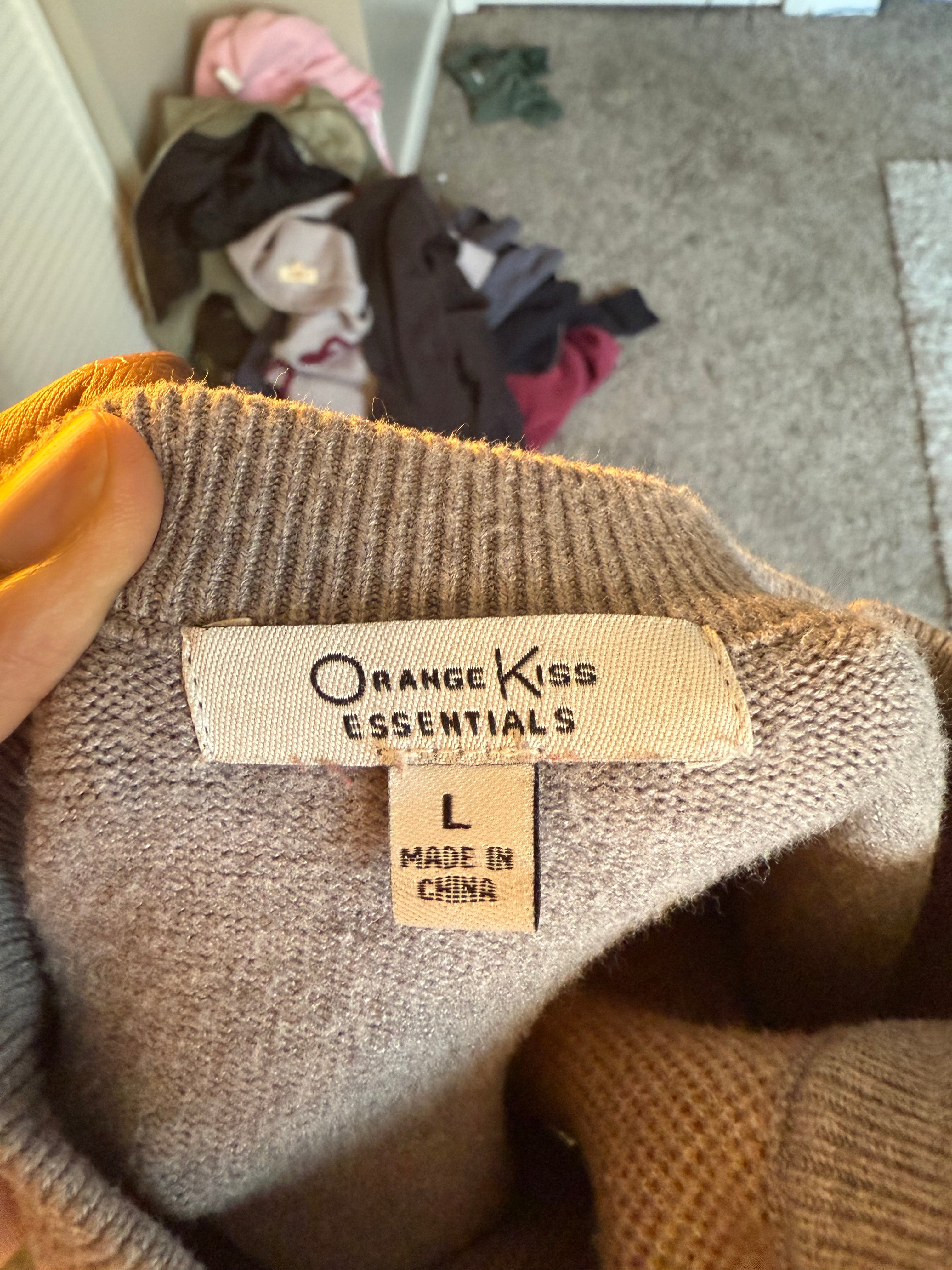 Crewneck sweater