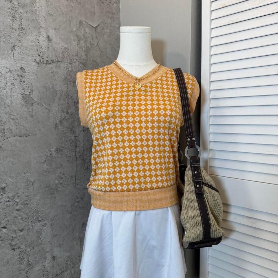 Sweater vest