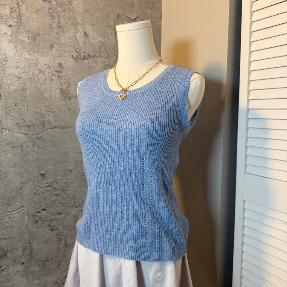 UNC blue top