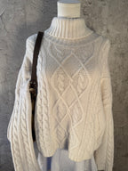 Abercrombie & Fitch turtle neck