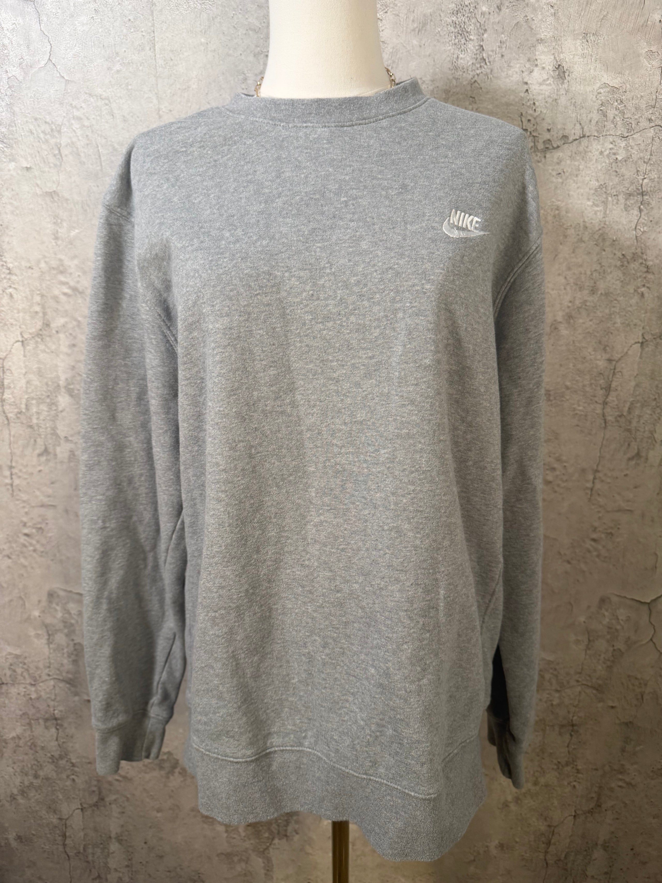 Nike crewneck