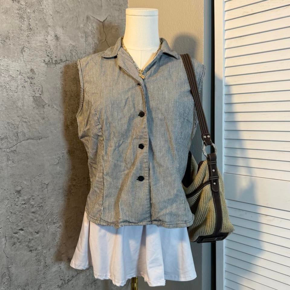 Button up top