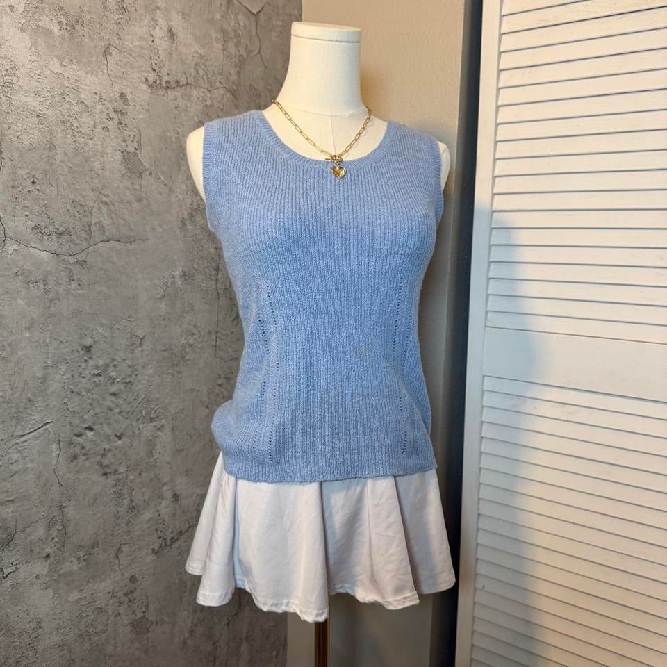 UNC blue top