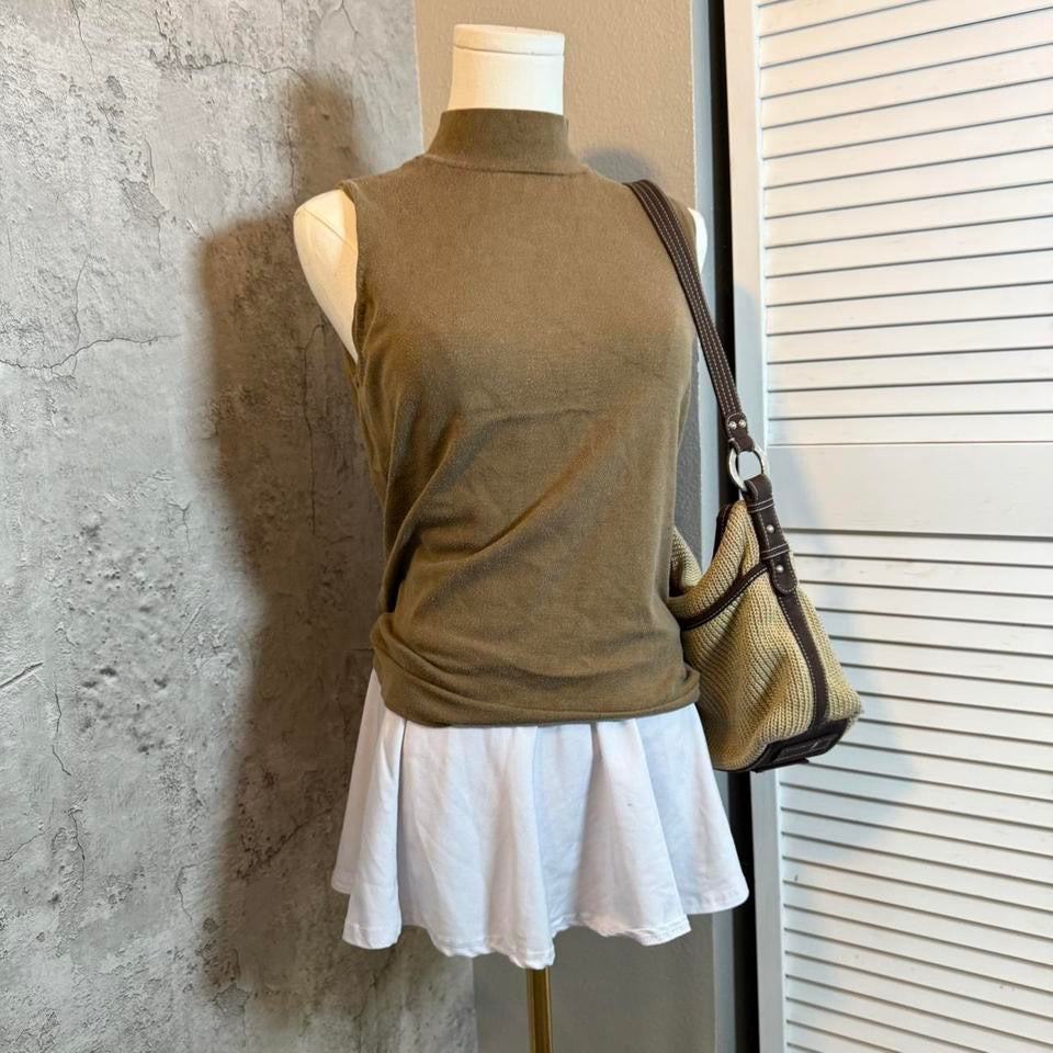 Turtle neck top