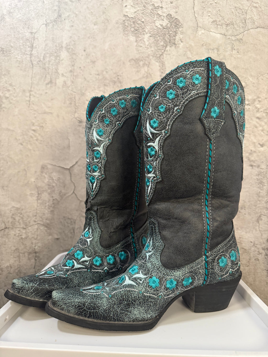 DURANGO cowgirl boots