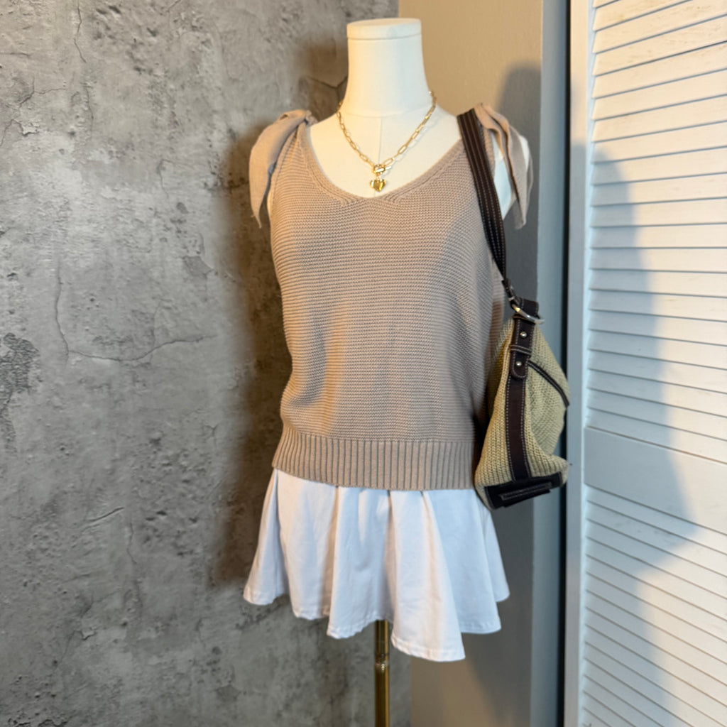 Sleeveless top