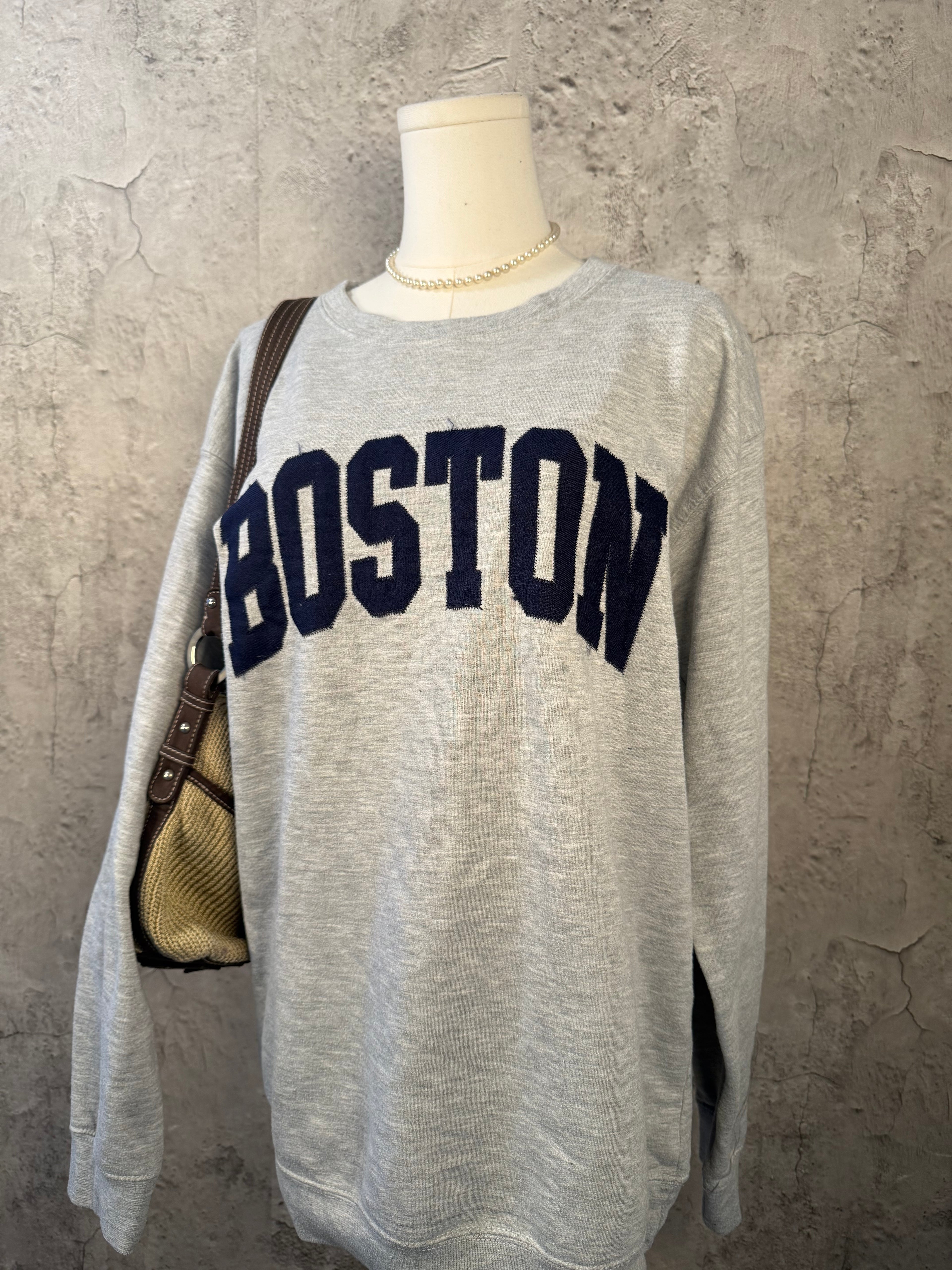 Boston crewneck