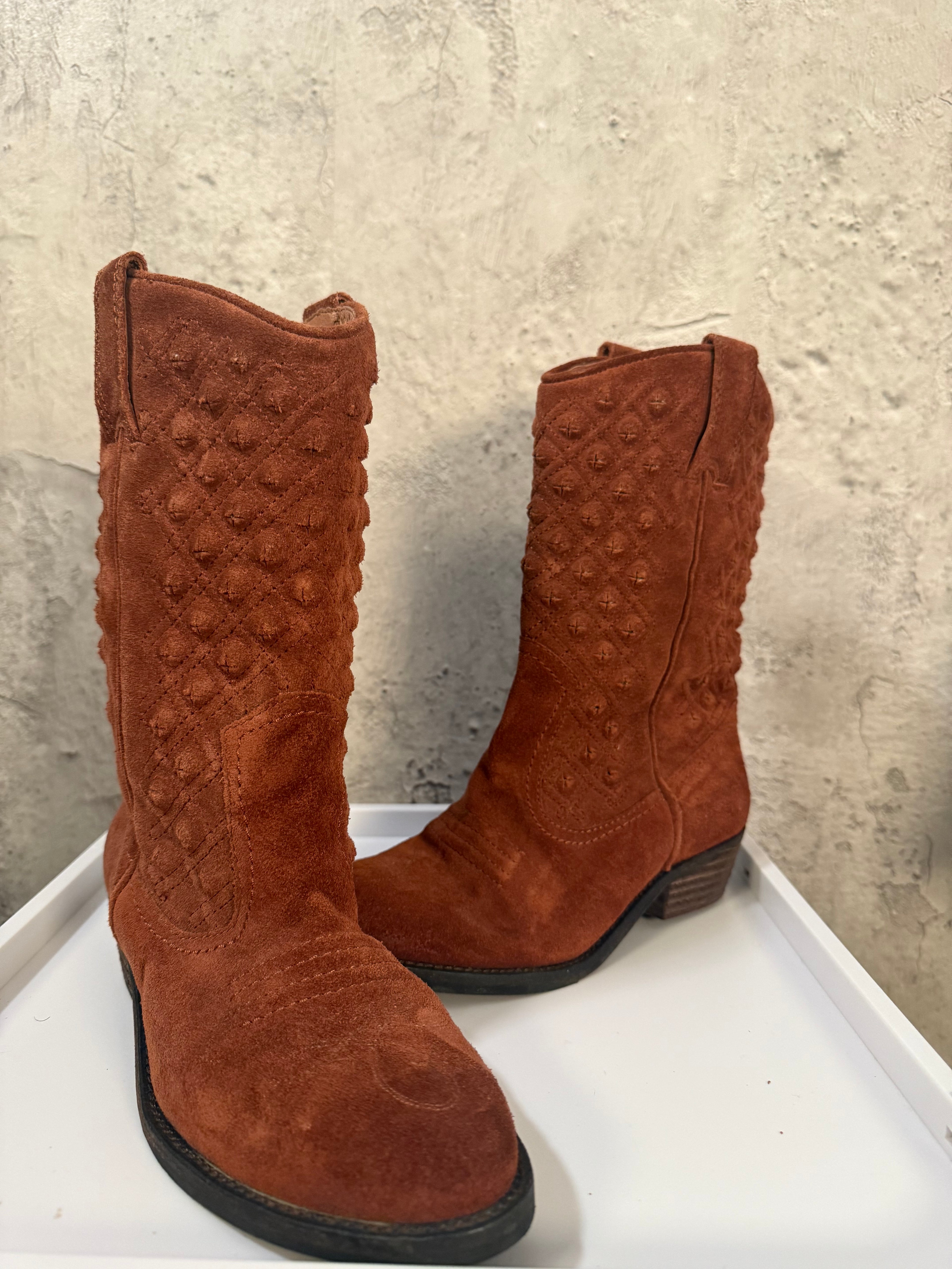 Lucky brand suede Boots