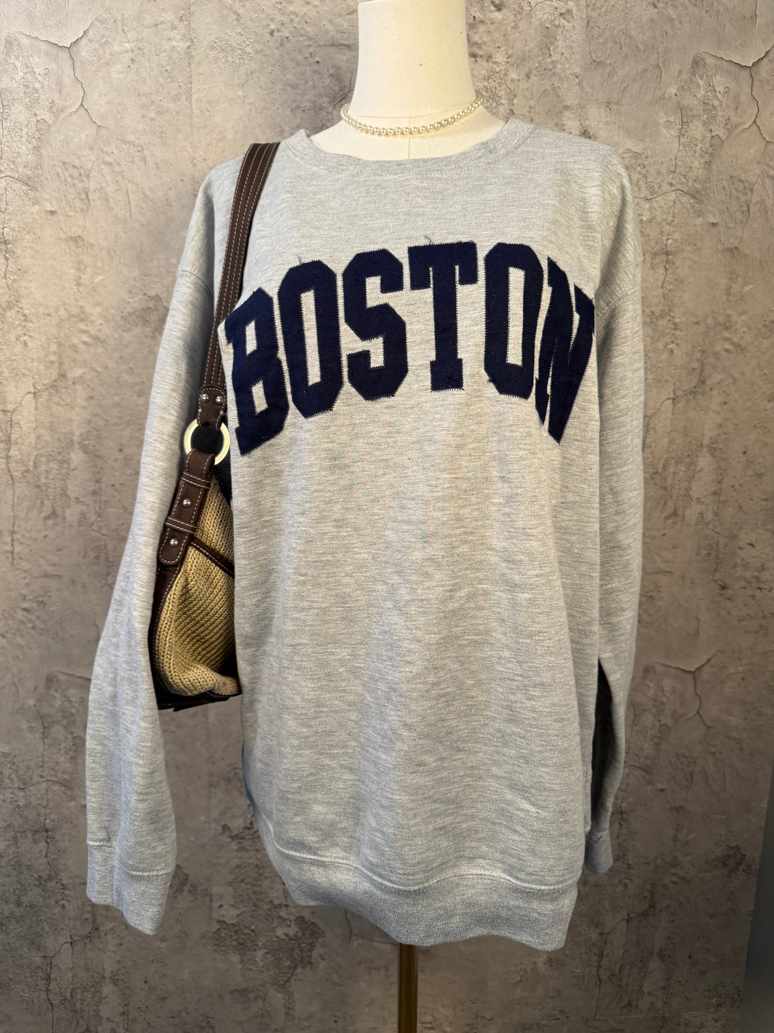 Boston crewneck