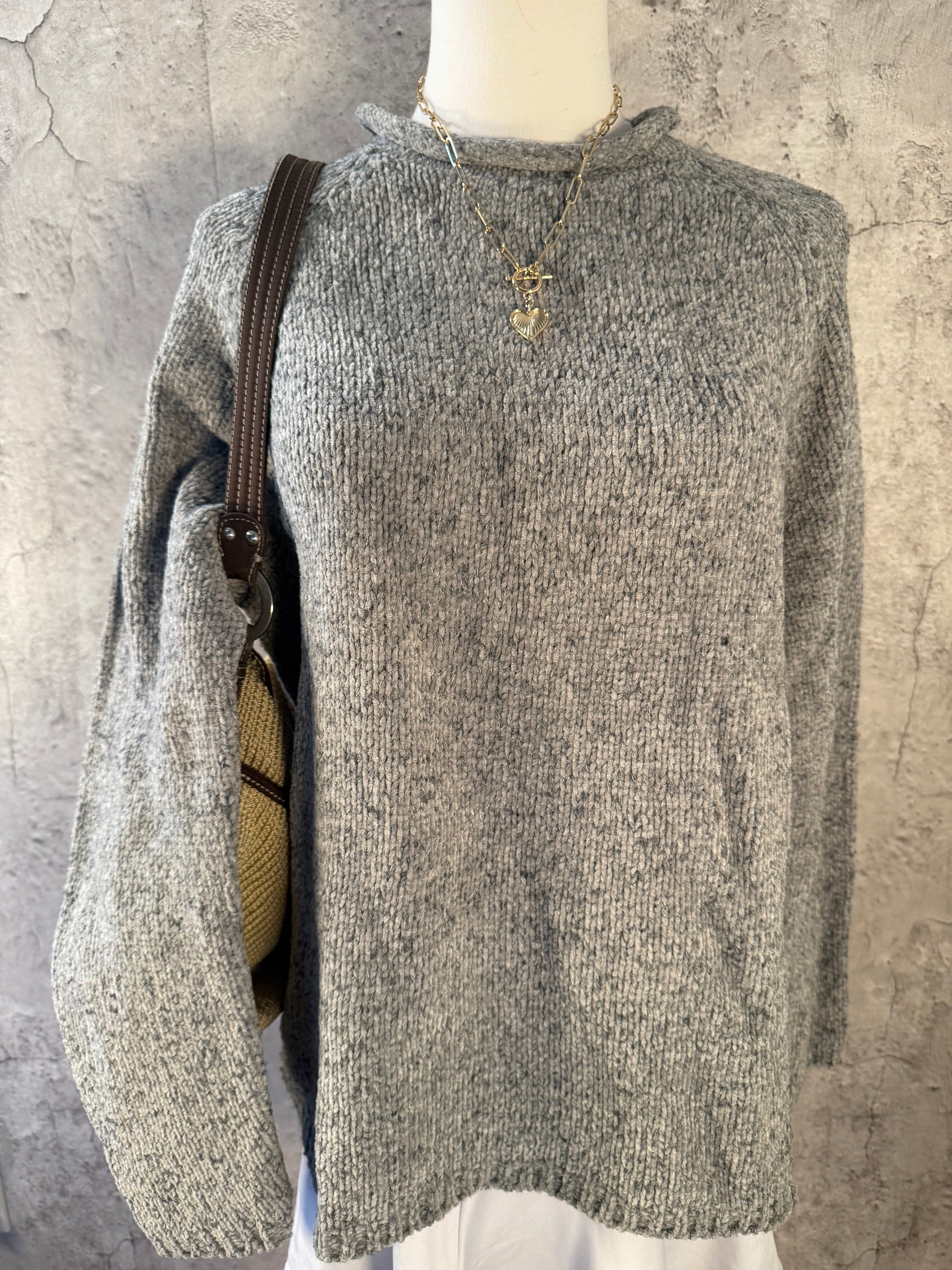 Light green Carolyn Taylor sweatshirt